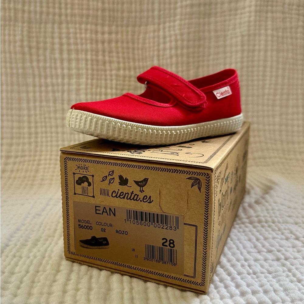 Cienta Red Sneakers with Velcro Closure